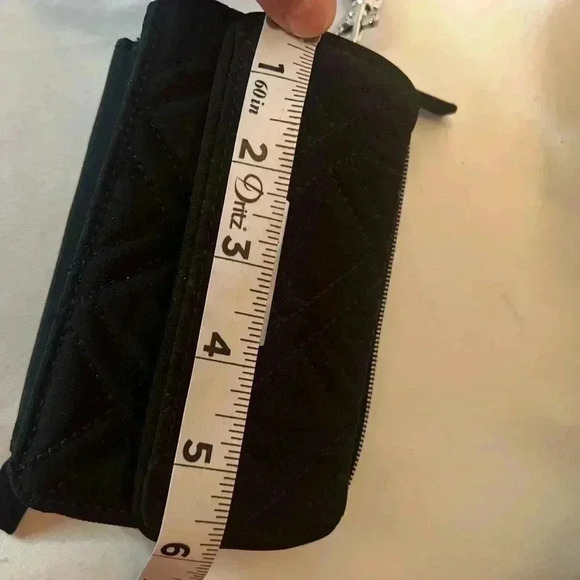 Vera Bradley Black Quilted Wristlet - Picture 6 of 7